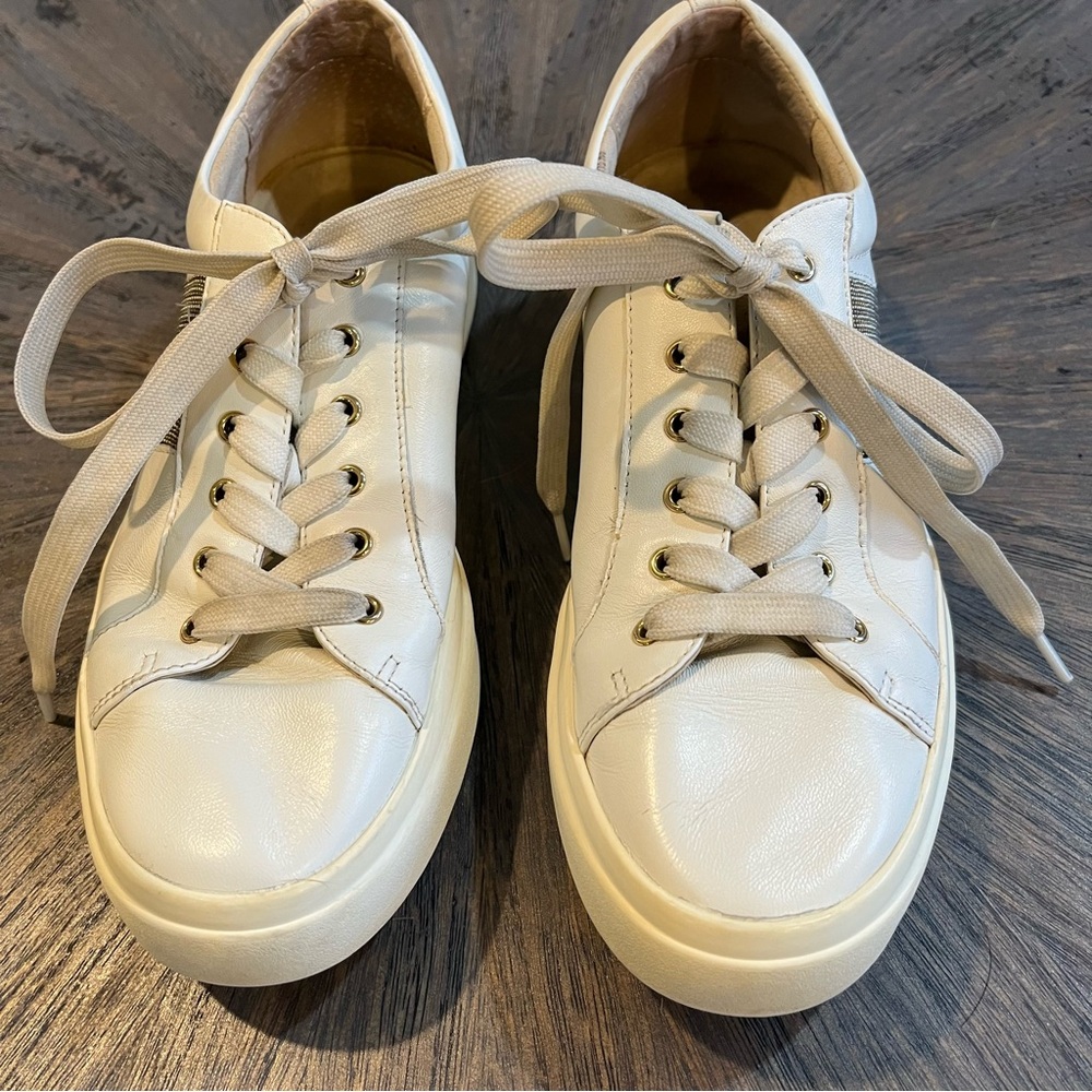 Vaneli Women’s Yavin White Nappa Casual Sneakers. Size 8.5. - Picture 3 of 10